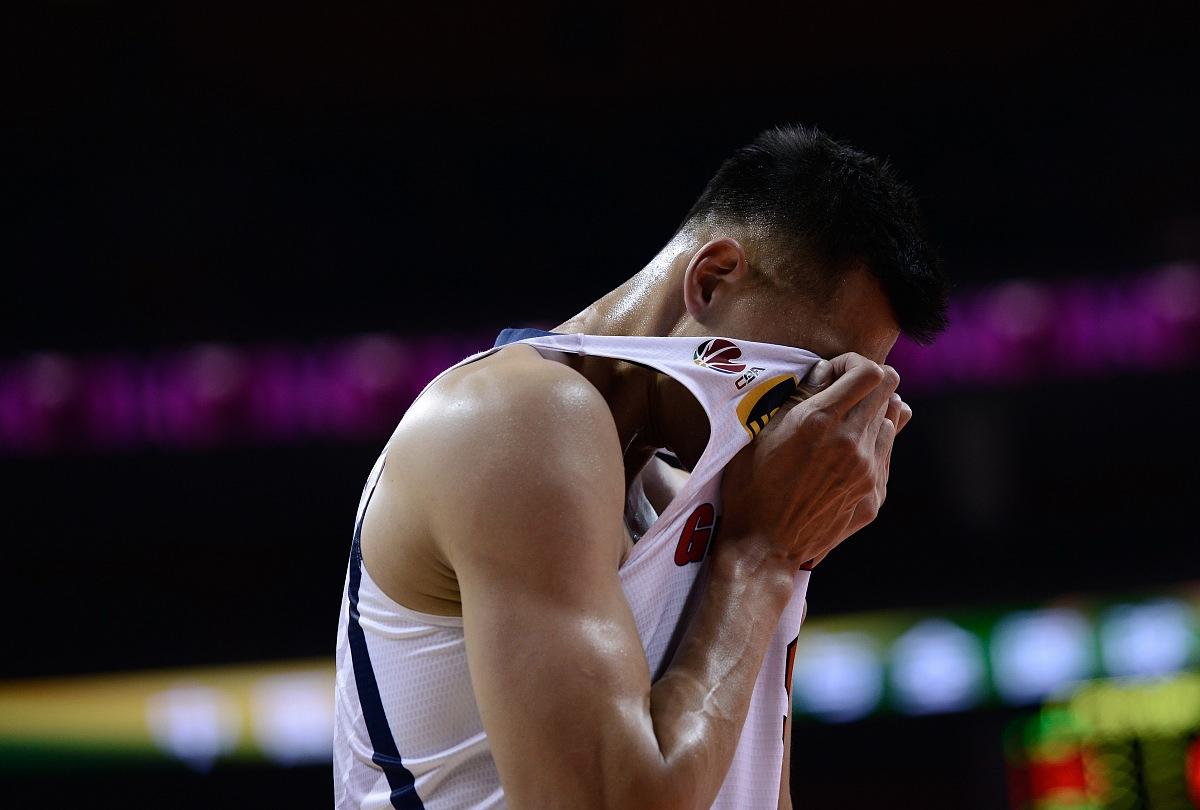 浓眉哥复出首战，爆发新星状态火爆，魔术成为焦点！的简单介绍