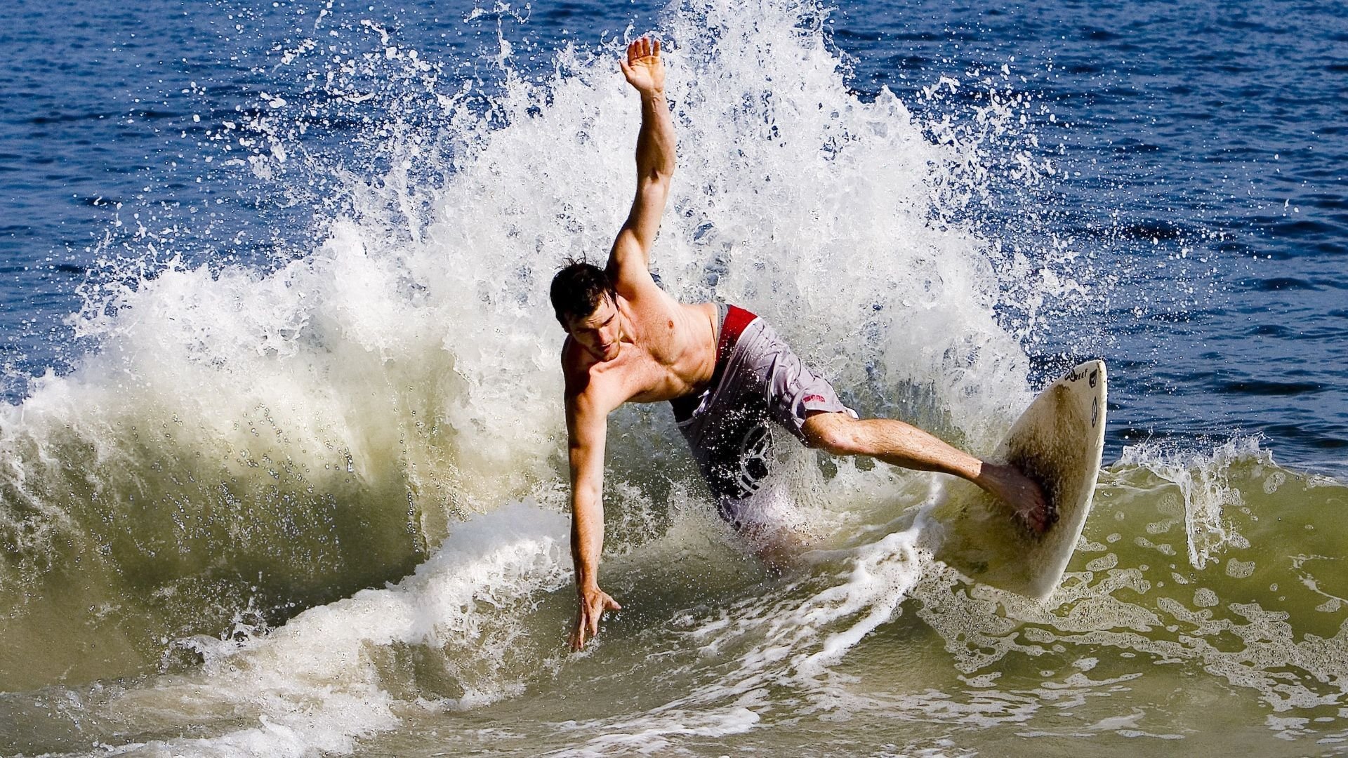 澳大利亚队不断突破！，科维托娃连续三场比赛得分超过锐不可当赢得满堂喝彩